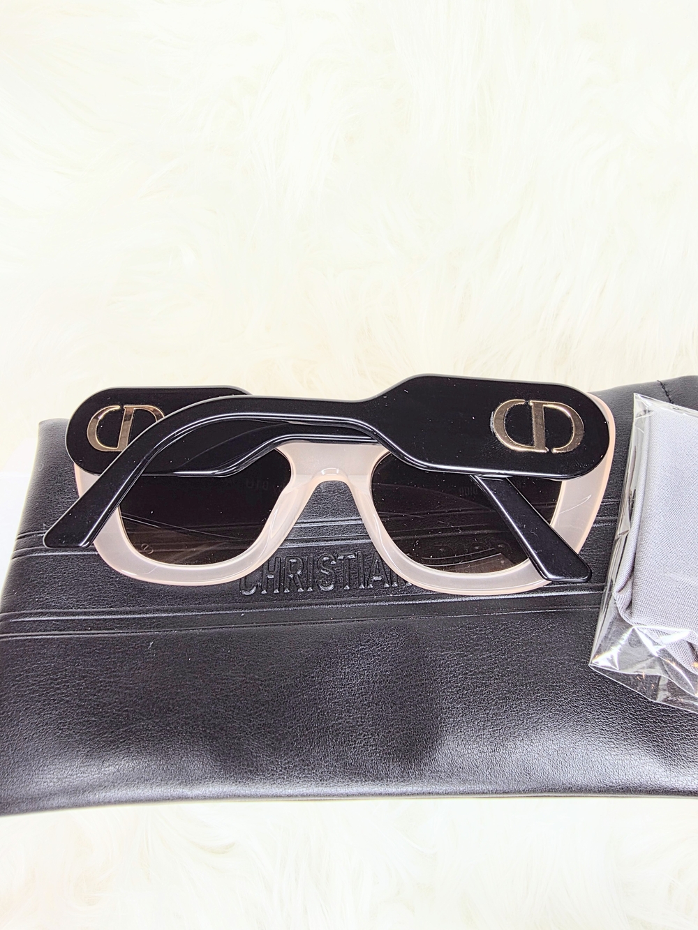 Christian Dior Bobby Acetate Pink Cat-Eye Sunglasses NIB Retail $485 Full Incl. - Picture 12 of 15